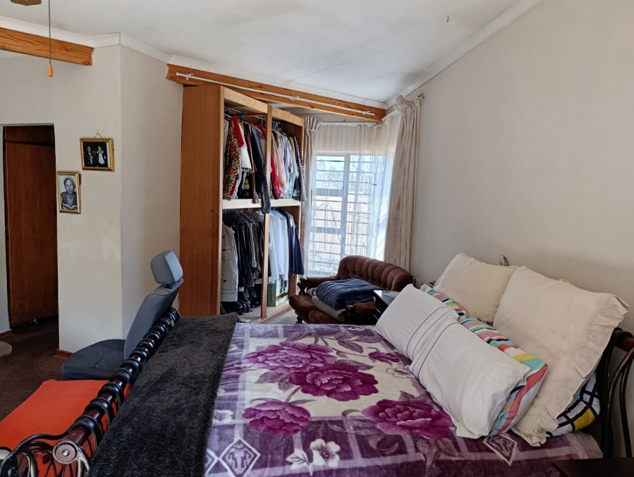 5 Bedroom Property for Sale in Spitskop SH Free State